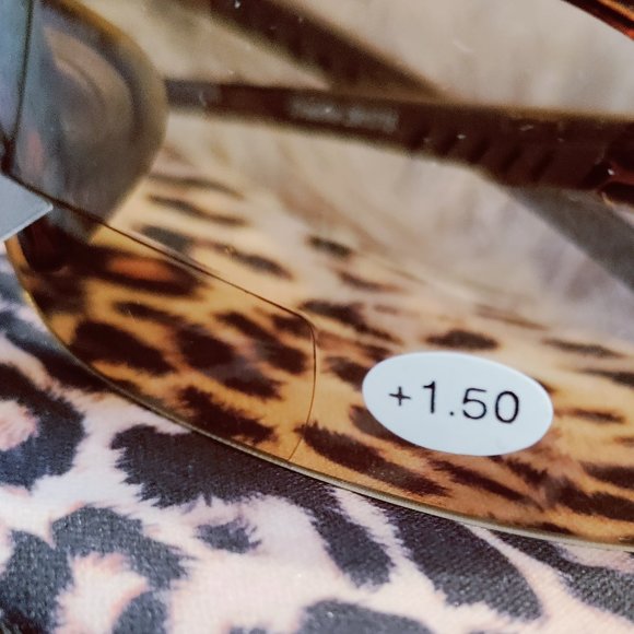 CrossFire - Safety Glasses - Magnifying +1.5, Brown Lenses, Scratch Resistant - Picture 2 of 7